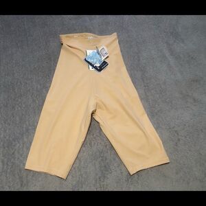 𝅺REVOLUTION Slim collection body shaper size small